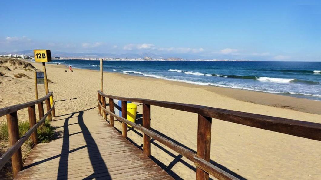 Stunning Sea Views At Just 270 M From The Beach Arenales del Sol Exterior photo